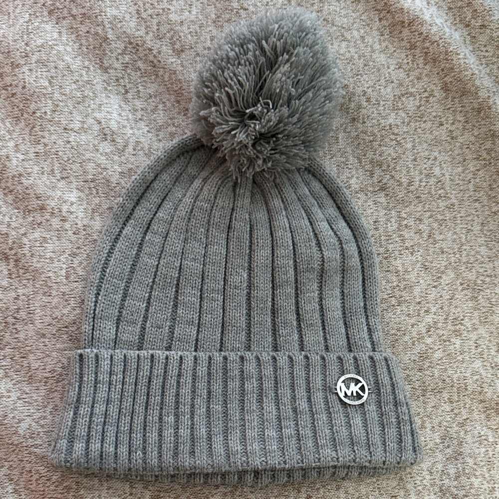 Michael Kors Gray Ribbed Knit Beanie with Pom-Pom